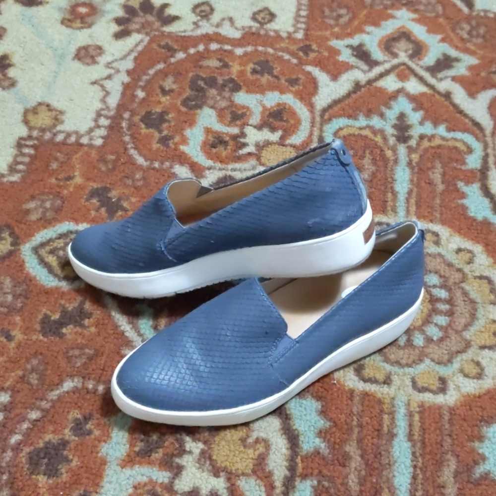 Slip on shoes